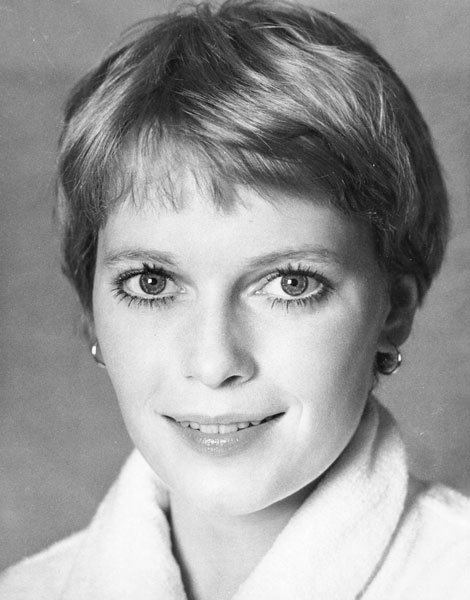 Cheveux courts : Mia Farrow en 1969