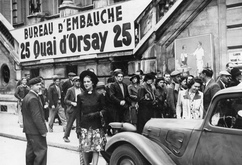 Mode des années 1940 : élégante et féminine malgré les temps rudes